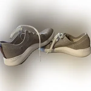 Dr scholl's herzog sneakers deals